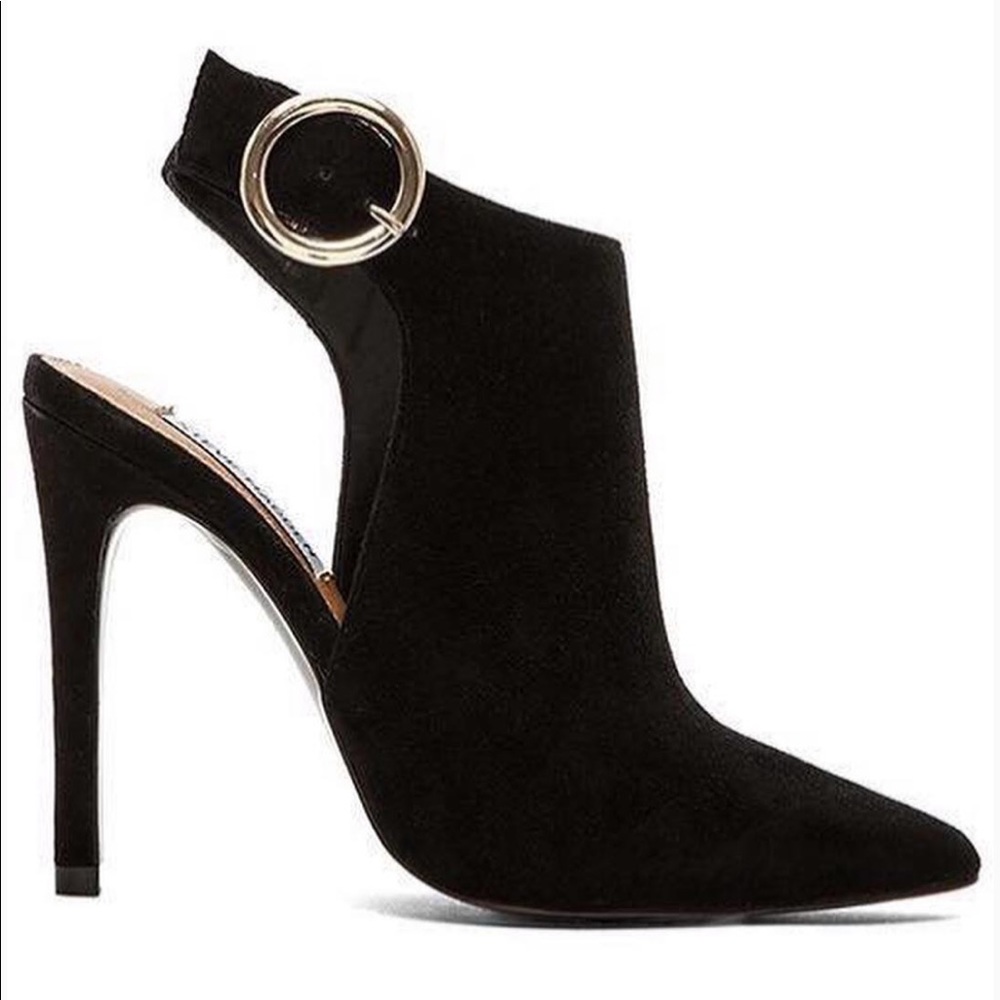 ❤️❤️ SOLD ❤️❤️NEW Steve Madden pointer suede heels